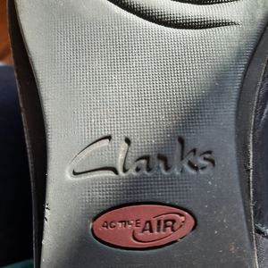Clarks leather & suede black boots